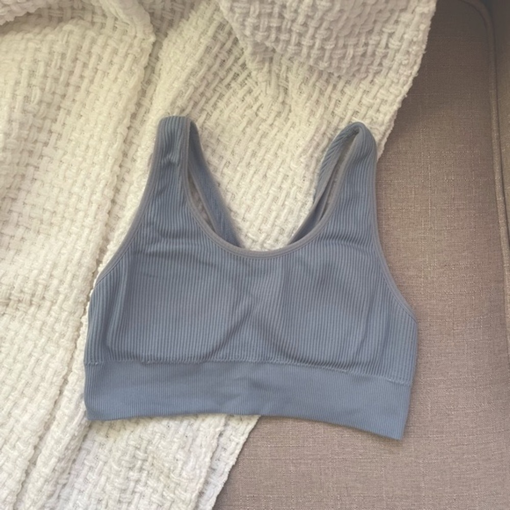 Aerie Ribbed Sports Bra Light Blue Soft Scooped Neck Removable Padding Size S